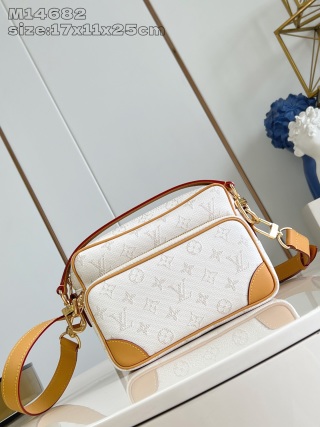 루이비통 M14682 화이트 핸드백 모노그램 Louis Vuitton Bag
