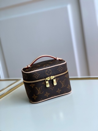 루이비통 M44936 나노 Louis Vuitton Bag
