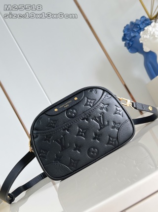 루이비통 M25518 블랙 카메라 박스 모노그램 앙프렝뜨 Louis Vuitton Bag