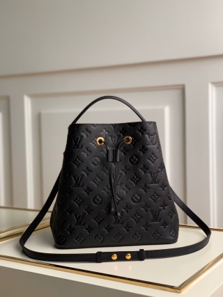 루이비통 M45256 블랙 노에 숄더백 버킷백 미디엄 모노그램 앙프렝뜨 Louis Vuitton Bag