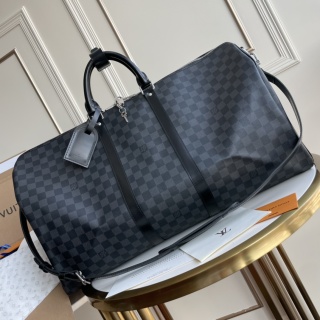 루이비통 N41413 킵올 시리즈의 블랙 체크 무늬 여행 가방으로 모노그램 Louis Vuitton Bag