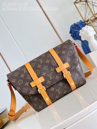루이비통 M28115 백팩 메신저 백 Louis Vuitton Bag