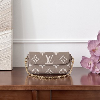 루이비통 모노그램 앙프렝뜨 숄더백 M82211 가방 Louis Vuitton Bag