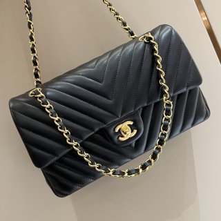 샤넬 CF 클래식 플랩백 25cm 블랙 금장 램스킨 브이퀼팅 32836 Chanel Bag
