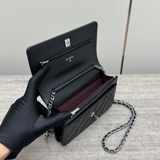 샤넬 24K WOC 체인백 블랙 은장 32947 Chanel Bag