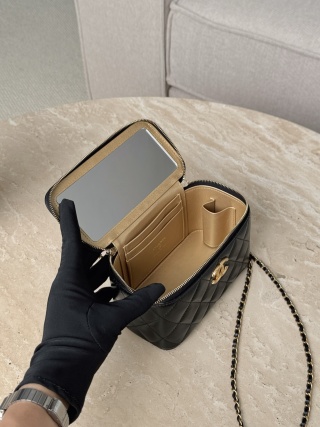 샤넬 25S 가방 블랙 금장 33006 Chanel Bag