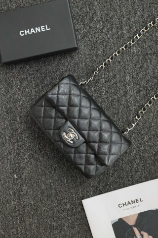 샤넬 CF 클래식 플랩백 20cm 블랙 은장 캐비어 소가죽 33208 Chanel Bag