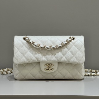 샤넬 CF 클래식 플랩백 23cm 아이보리 연금장 캐비어 소가죽 33230 Chanel Bag