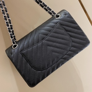샤넬 CF 클래식 플랩백 25cm 블랙 은장 캐비어 소가죽 브이퀼팅 33276 Chanel Bag