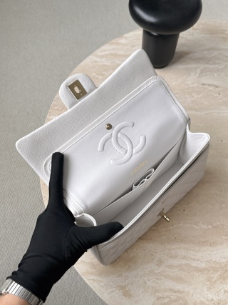샤넬 가방 연금장 화이트 캐비어 논스티치 엣지 스티치 33443 Chanel Bag