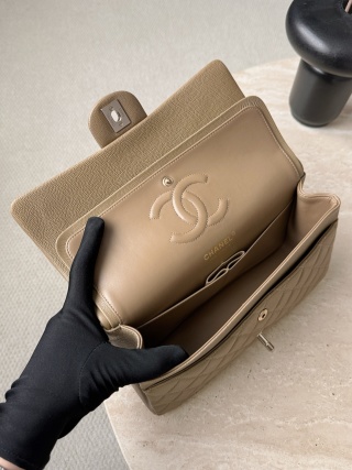 샤넬 가방 딥 베이지 연금장 캐비어 논스티치 엣지 스티치 33446 Chanel Bag