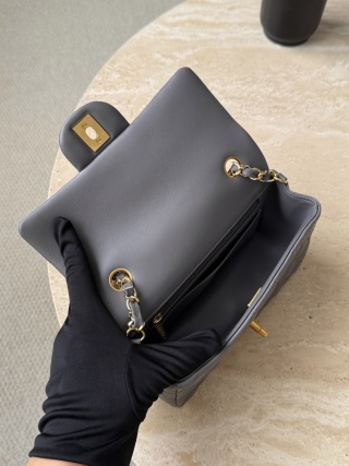 샤넬 가방 고급 그레이 금장 33482 Chanel Bag