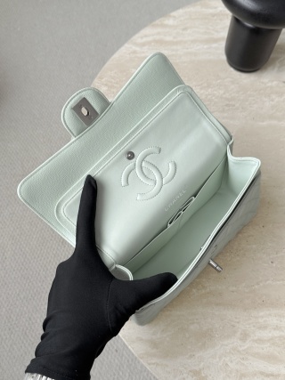 샤넬 가방 그린 은장 캐비어 33504 Chanel Bag