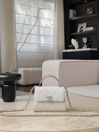 샤넬 켈리백 화이트 금장 체인 핸들 33795 Chanel Bag