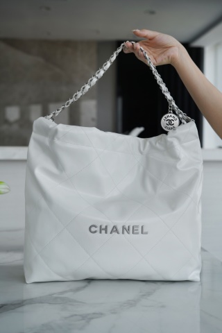 샤넬 가방 화이트 39x42x8cm 33963 Chanel Bag