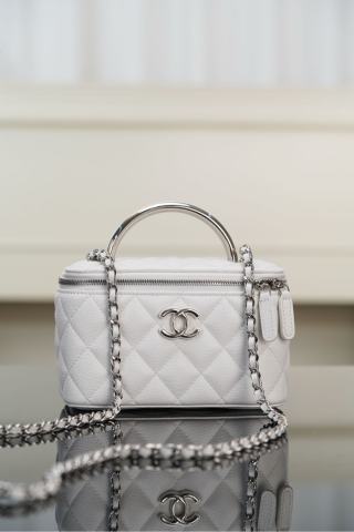 샤넬 25P 박스백 화이트 소가죽 9.5x17x8cm 34127 Chanel Bag