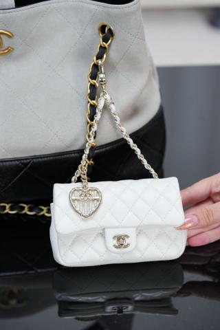 샤넬 클래식 플랩백 미니 화이트 램스킨 12.5x8x5cm 34180 Chanel Bag