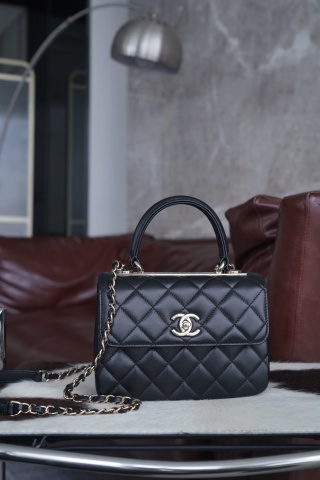 샤넬 가방 블랙 램스킨 14.5x19.5x8cm 34205 Chanel Bag