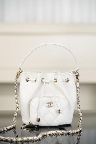 샤넬 25B 버킷백 화이트 캐비어 12.5x10x7.5cm 34240 Chanel Bag