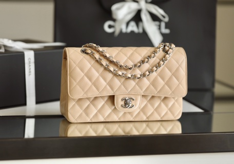 샤넬 미디움 클래식 플랩 소가죽 C-042 15.5x25.5x6.5cm 가방 34337 Chanel Bag
