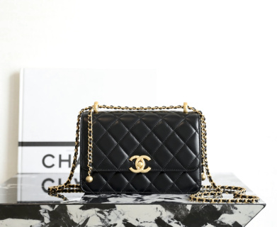 샤넬 봄여름 미디움 플랩백 블랙 카프스킨 소가죽 14.5x22x8cm 가방 34367 Chanel Bag