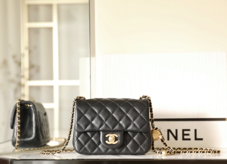 샤넬 클래식 플랩 블랙 램스킨 18x13x7cm 가방 34404 Chanel Bag