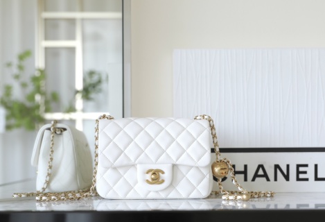샤넬 클래식 플랩 화이트 램스킨 18x13x7cm 가방 34406 Chanel Bag