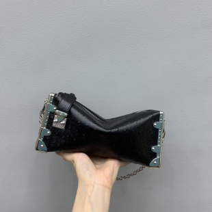 루이비통 타조 가죽 가방 M25445