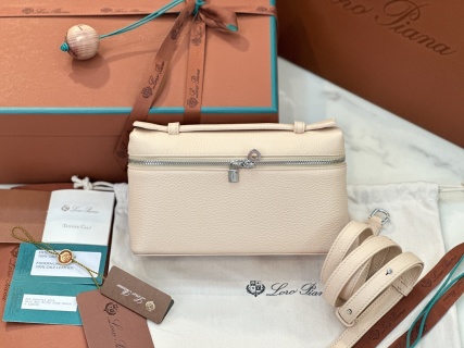 로로피아나 가방 39067 Loro Piana Bag