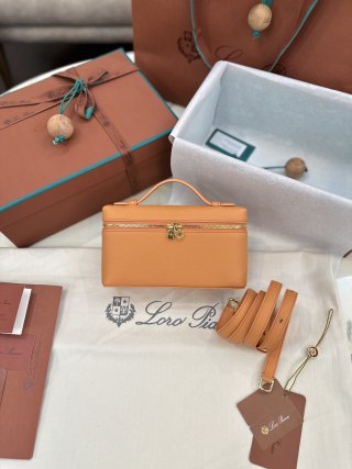 로로피아나 가방 39128 Loro Piana Bag