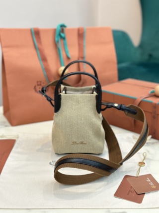 로로피아나 가방 39179 Loro Piana Bag