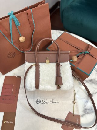 로로피아나 가방 39230 Loro Piana Bag