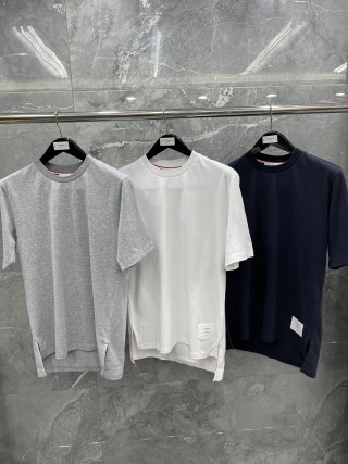 톰브라운 코튼 의류 40452 Thom Browne T Shirt
