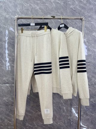톰브라운 스트라이프 오버핏 세트업 40559 Thom Browne