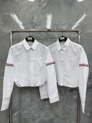 톰브라운 여성 스트라이프 크롭 셔츠 레플리카 40579 Thom Browne Women Shirt