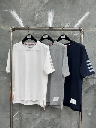 톰브라운 2024SS 4선 코튼 라운드넥 반팔 티셔츠 40584 Thom Browne T Shirt