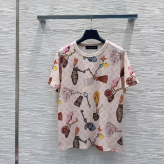 루이비통 여성 2026SS 반팔 티셔츠 레플리카 41515 Louis Vuitton Women T Shirt