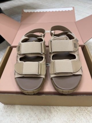 미우미우 신발 42111 Miu Miu Shoes