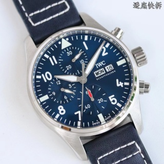 IWC 파일럿 페트로나스 그린 다이얼 시계 42523