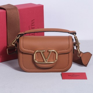 발렌티노 가라바니 올타임 V로고 카프스킨 크로스백 레플리카 Valentino Bag