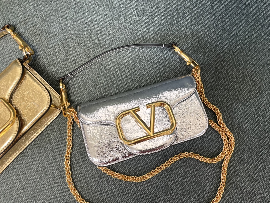 발렌티노 가라바니 미니 로코 V로고 1133S 카프스킨 20x11x5cm 크로스백 레플리카 Valentino Bag