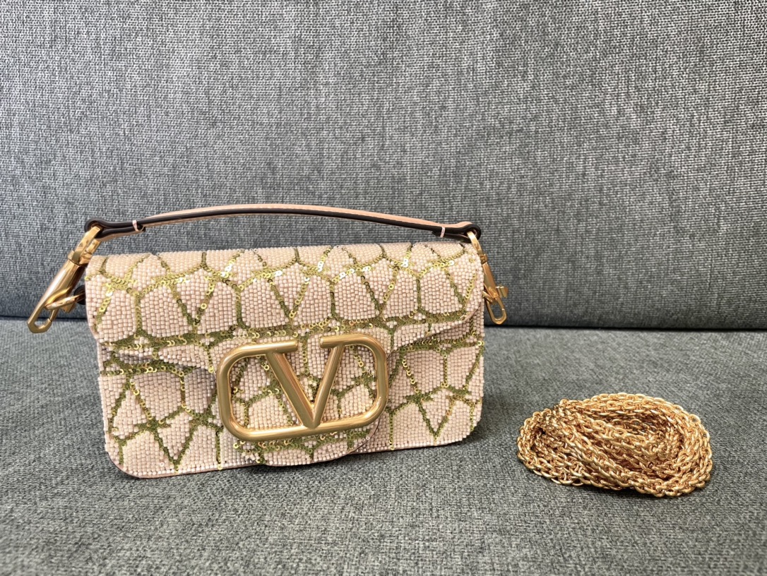 발렌티노 가라바니 미니 로코 V로고 1133 카프스킨 27x13x6cm 크로스백 레플리카 Valentino Bag