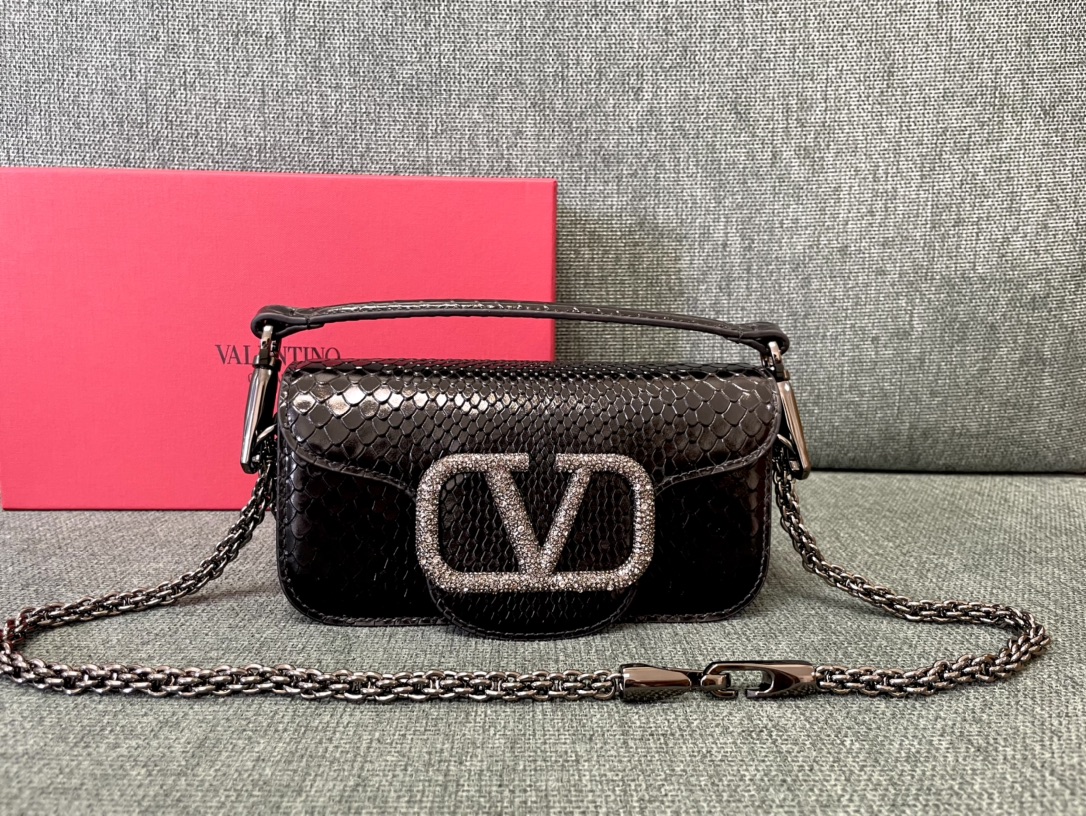 발렌티노 가라바니 미니 로코 V로고 1133S 카프스킨 27x13x6cm 크로스백 레플리카 Valentino Bag