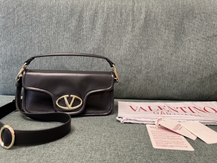 발렌티노 V로고 1960 램스킨 크로스백 레플리카 Valentino Bag
