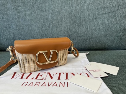 발렌티노 카프스킨 우븐 크로스백 레플리카 Valentino Bag