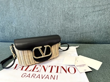 발렌티노 카프스킨 우븐 크로스백 레플리카 Valentino Bag