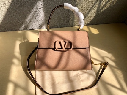 발렌티노 가라바니 V슬링 브리프케이스 레플리카 Valentino Bag