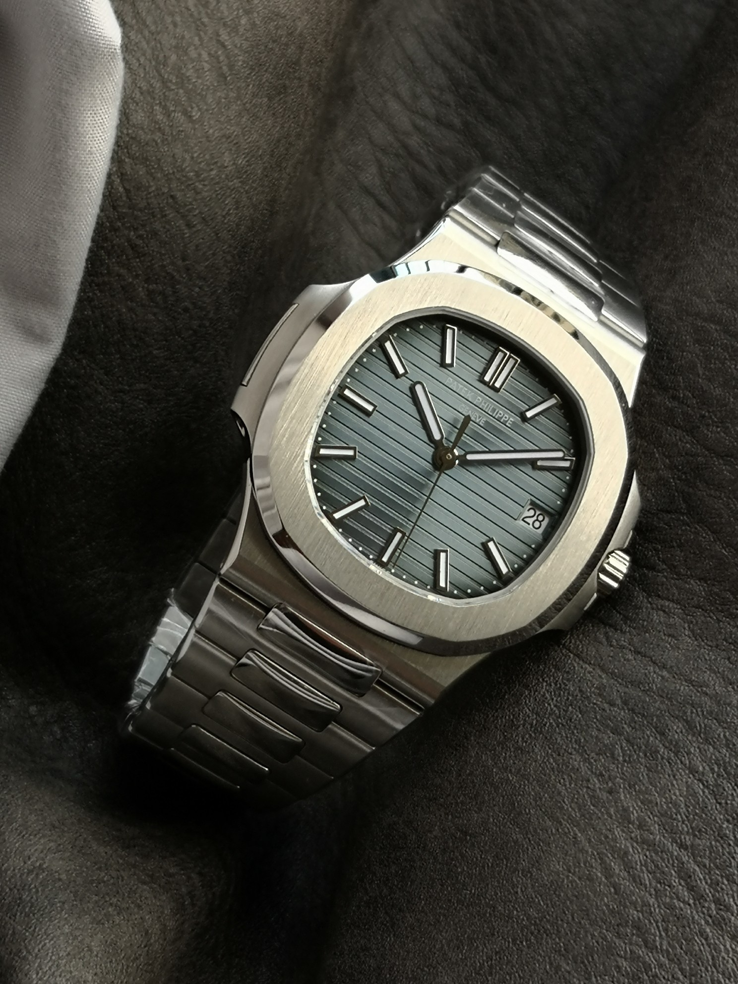 파텍필립 노틸러스 5711 자동 블루 다이얼 스틸 40mm 3K 공장 레플리카 44044 Patek Philippe