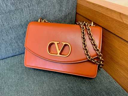발렌티노 V로고 카프스킨 핸드백 레플리카 Valentino Bag
