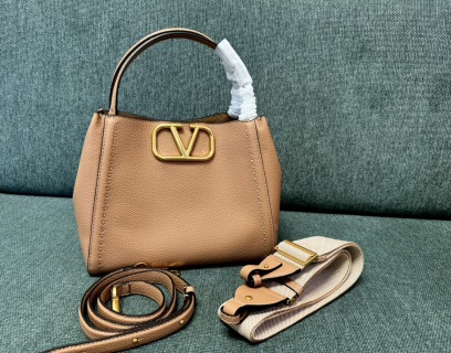발렌티노 V로고 카프스킨 크로스백 레플리카 Valentino Bag